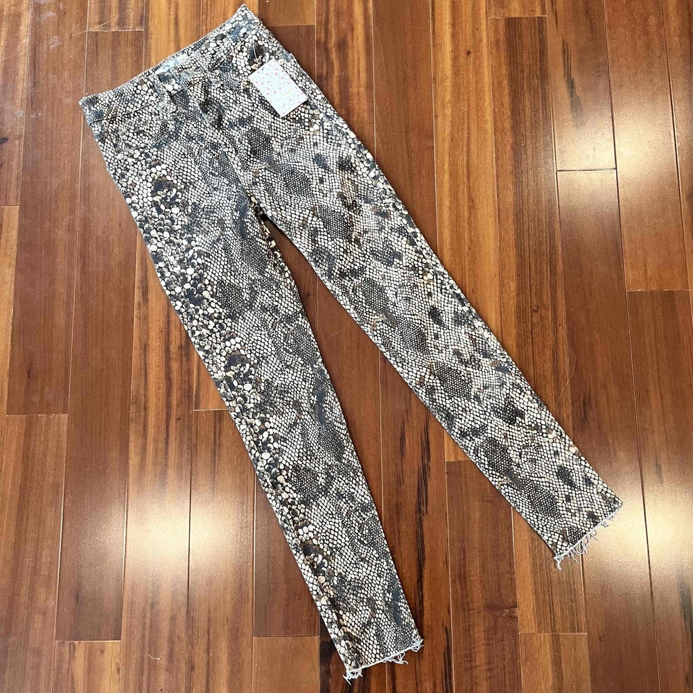 New NWT Free‎ People Animal Print Pants Snake Reptile Denim Jeans Slim Skinny 24